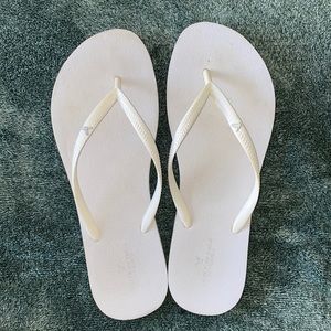 American Eagle Sandals